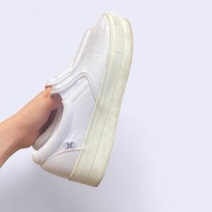 Hurley 7.5 M BACONA White Canvas Slip On Skate Platform Loafers Women's Shoes